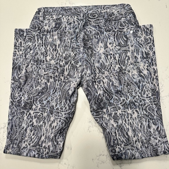 Cache pattern Jean pants - Picture 5 of 5